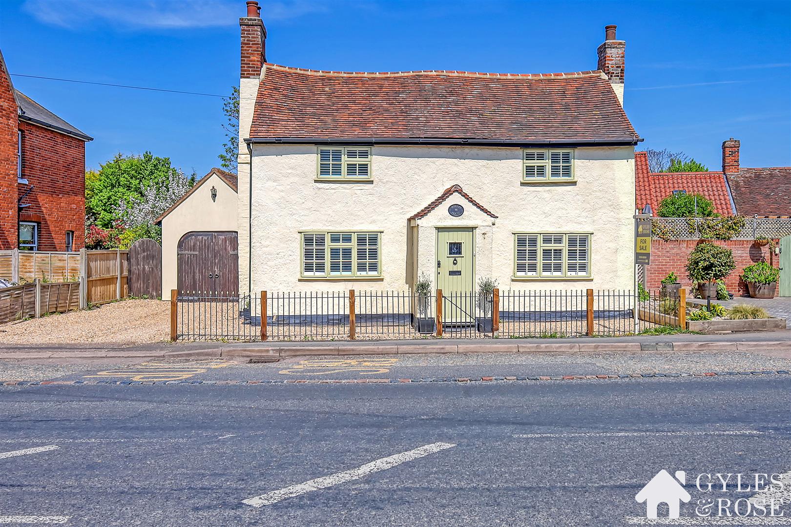 Colchester Road, Ardleigh, Colchester, CO7 7NR